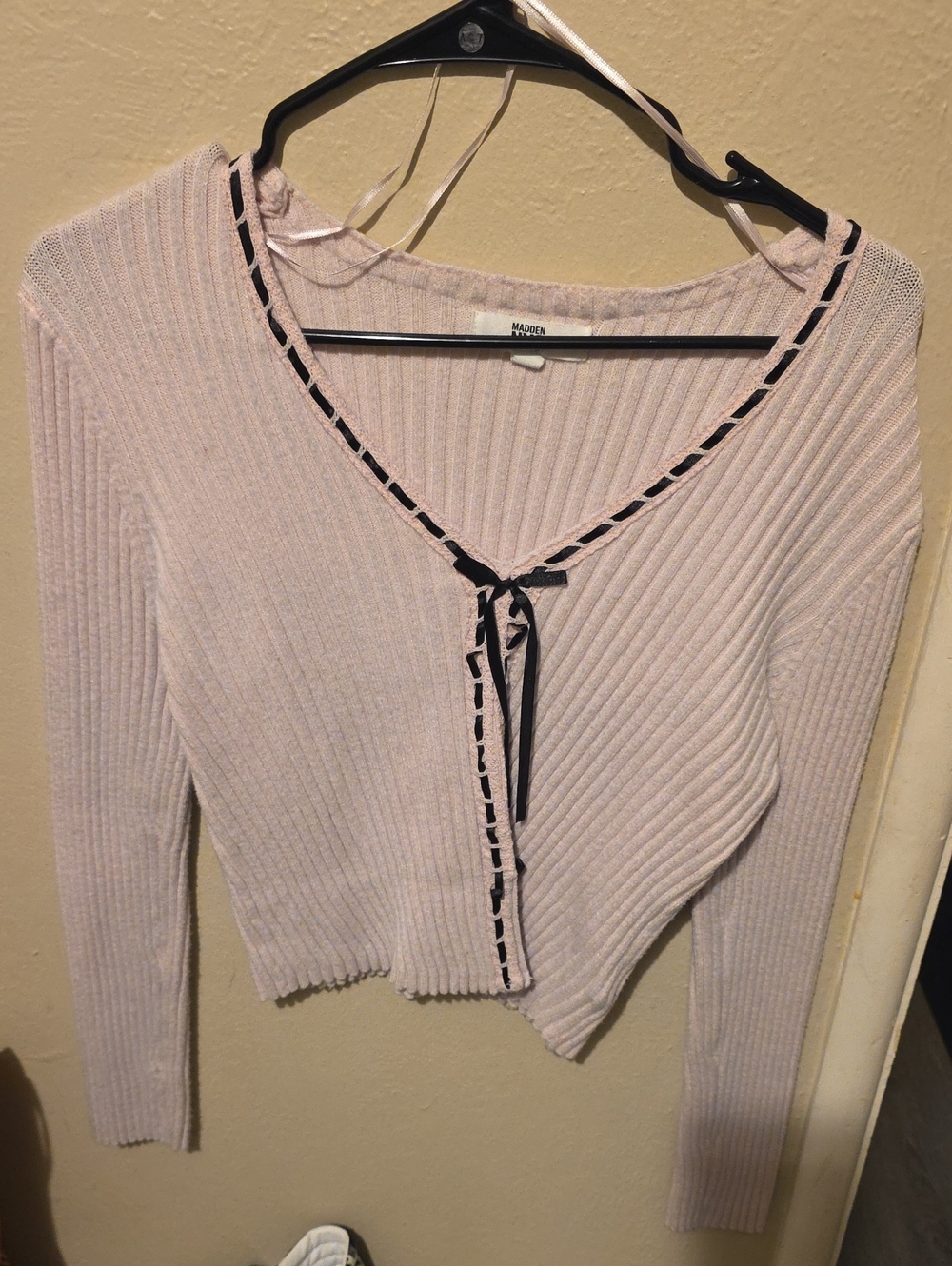 Soft Pink Ribbed V-Neck Tie-Front Long Sleeve Top